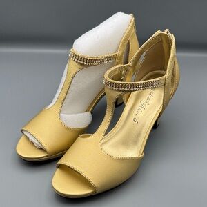 Easy Street Women's Flash Dress Sandals